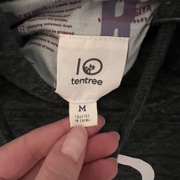 Women’s tentree hoodie - Picture 3 of 3
